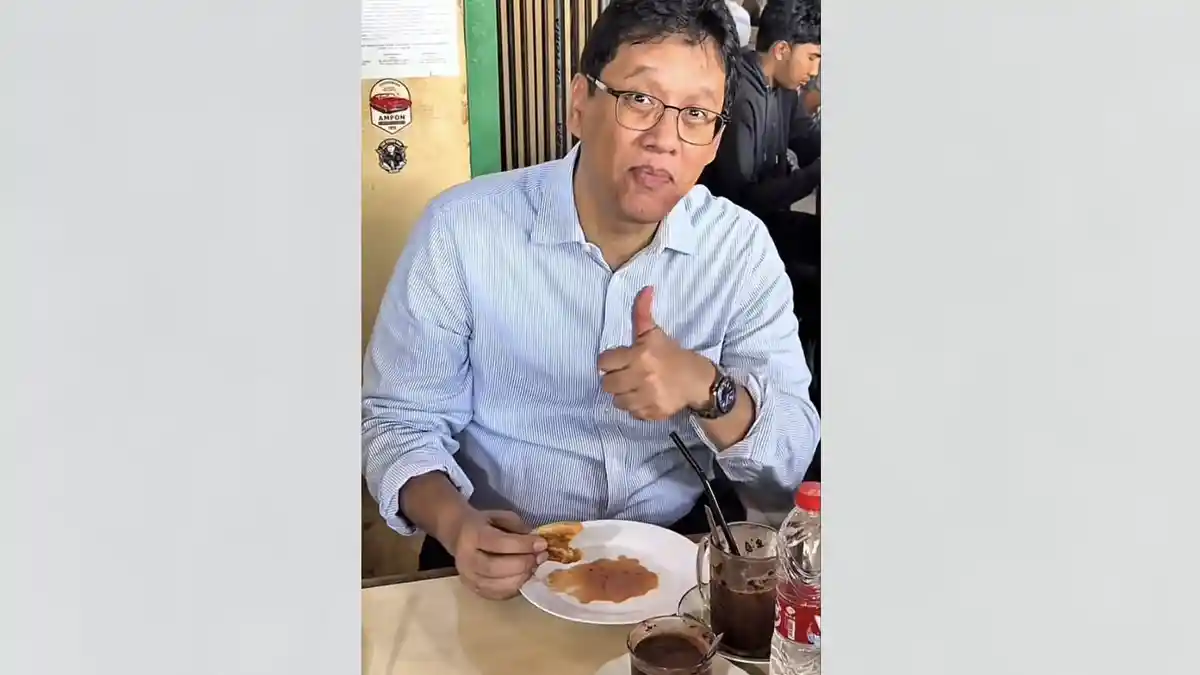 Sarapan di Warung Kopi Kubra, Purbaya Puji Kuliner Aceh