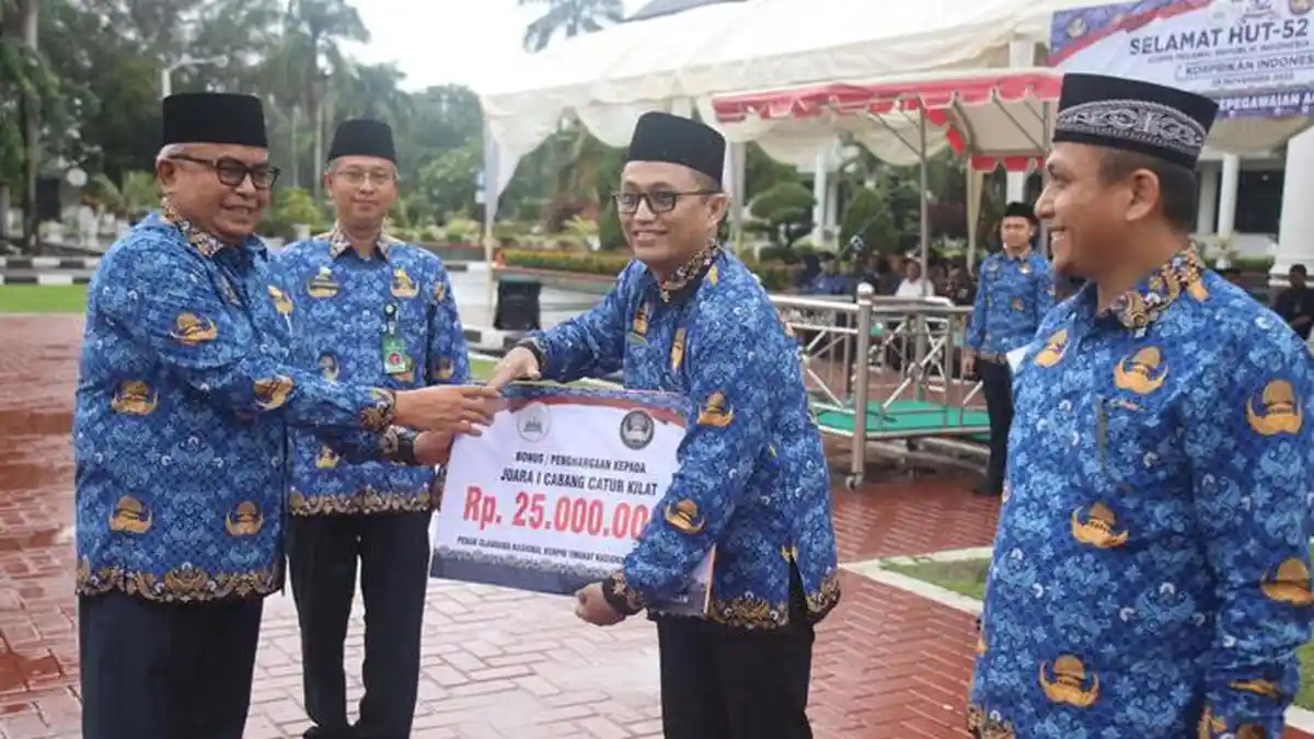 Peringati HUT Korpri, Sekda Aceh Sebut Korpri Jadi Penguat NKRI dan Pelindung ASN