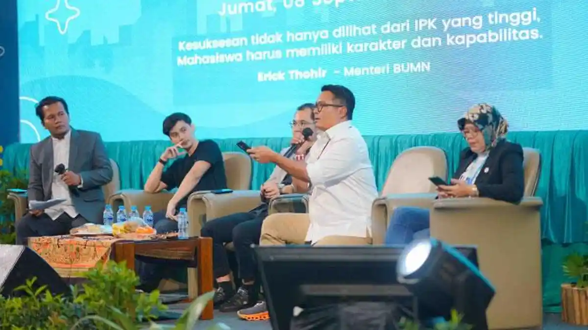 BUMN Goes To Campus, Dirut SIER Bagikan Tips Skill yang Perlu Dikuasai Mahasiswa UINSA agar Sukses