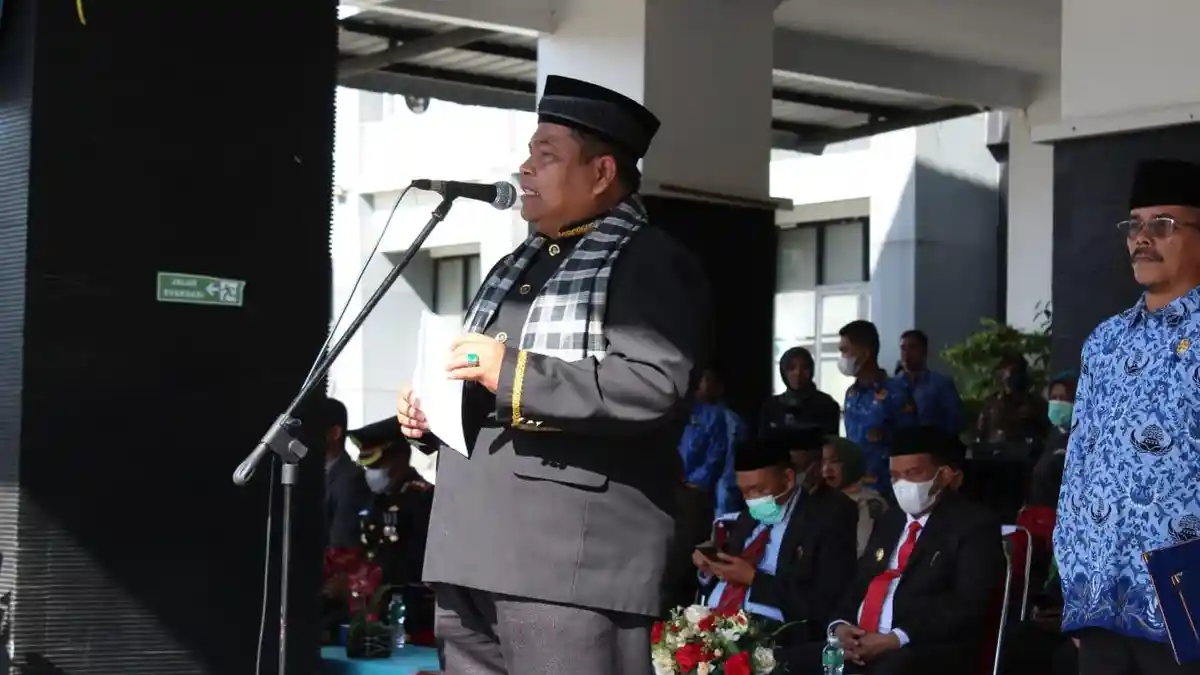 Pimpin Upacara Peringatan Hardiknas 2022, Bupati Padang Pariaman: Mari Kita Bangkit dan Pulih