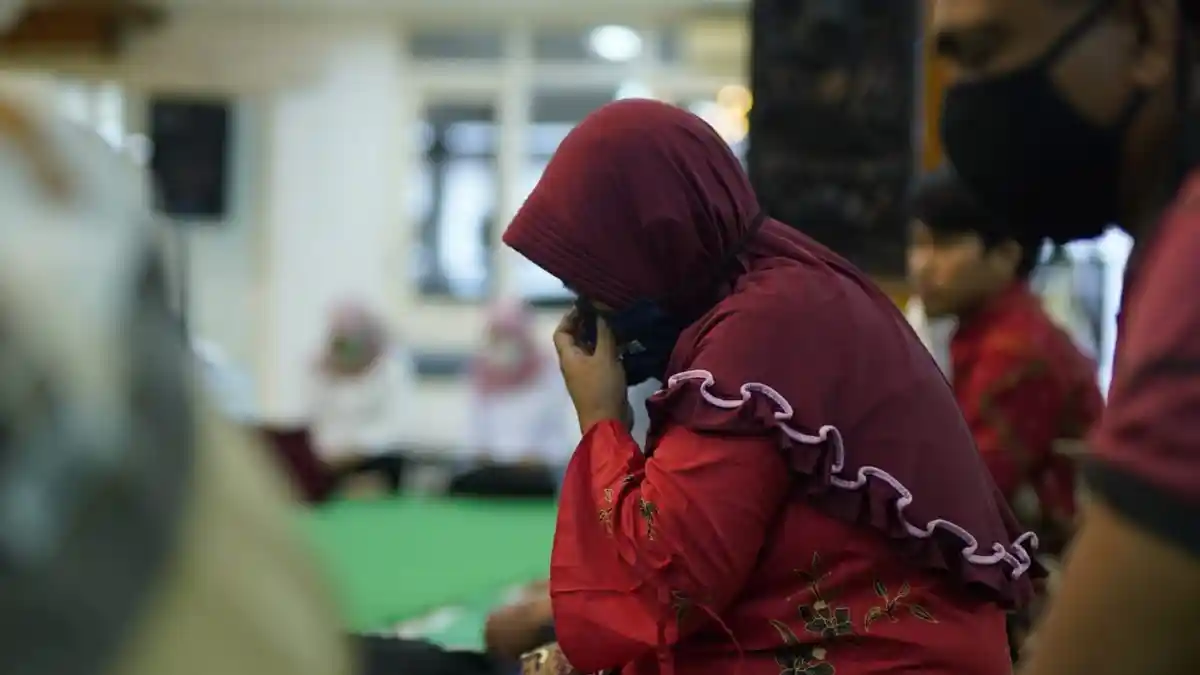 Bupati Mas Dhito Ajak Doakan Suami Peserta Rabu Ngopi yang Meninggal
