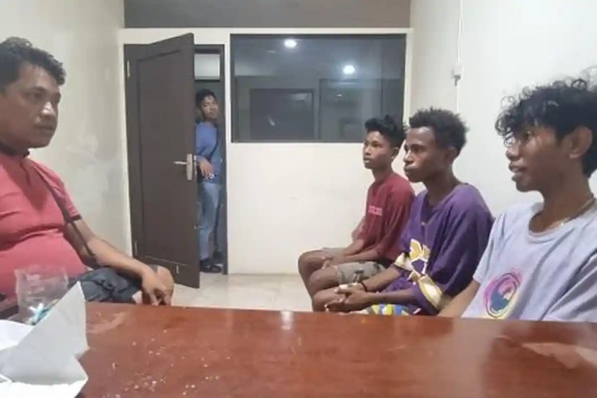 Polisi Gerebek Sarang Curanmor di Mimika: 3 Pelaku Diringkus, 2 di Bawah Umur