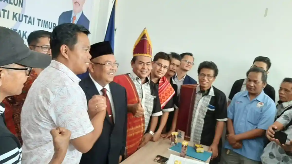 Jelang Pilkada Kutim, Ismunandar dan Kasmidi Bulang Gerilya ke Tiga Partai Politik