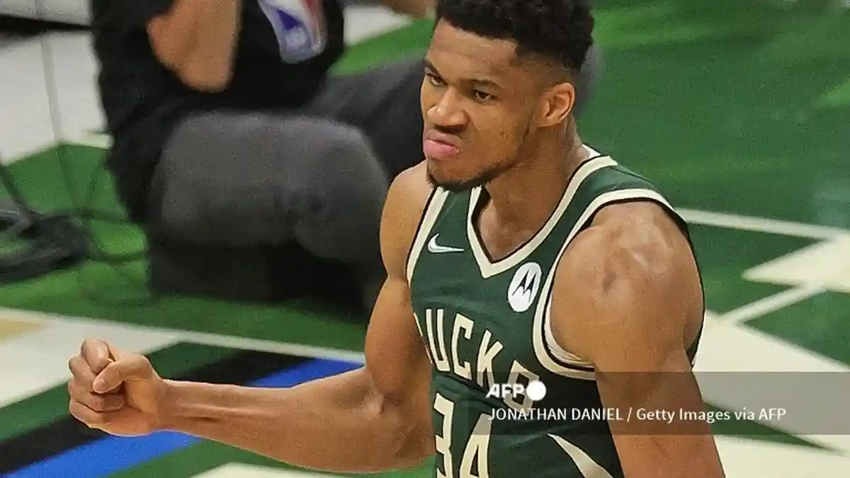 Jadwal Final NBA 2021 Suns vs Bucks, Pertahanan Suns Melemah Giannis Ciptakan 41 Poin