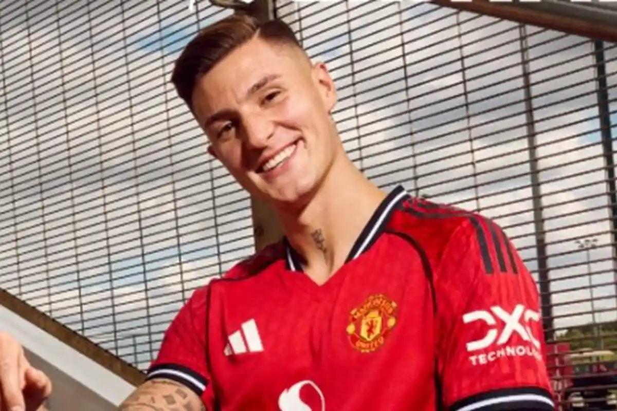 Benjamin Sesko Resmi Gabung Manchester United, Dikontrak Selama 5 Tahun