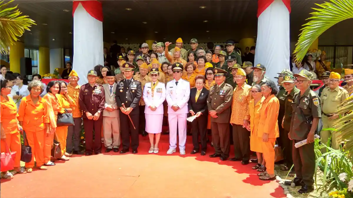 Para Veteran Minsel Teteskan Air Mata Saksikan Drama Kolosal