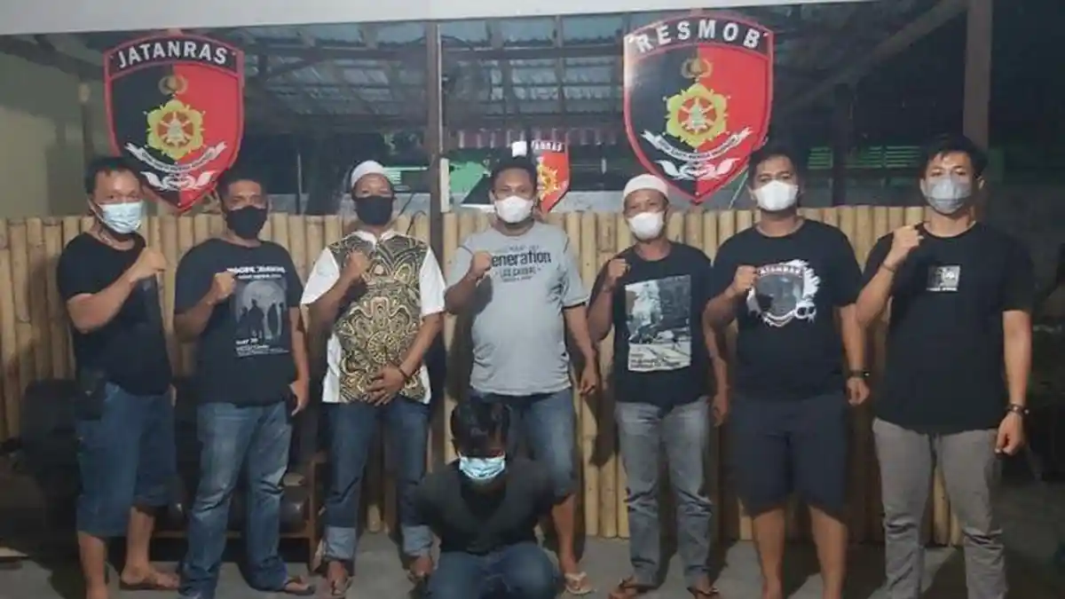 'Bersenjatakan' Rekaman saat Korban Kencing, Pria Ini Paksa Anak Kos Video Call Sambil Buka Baju