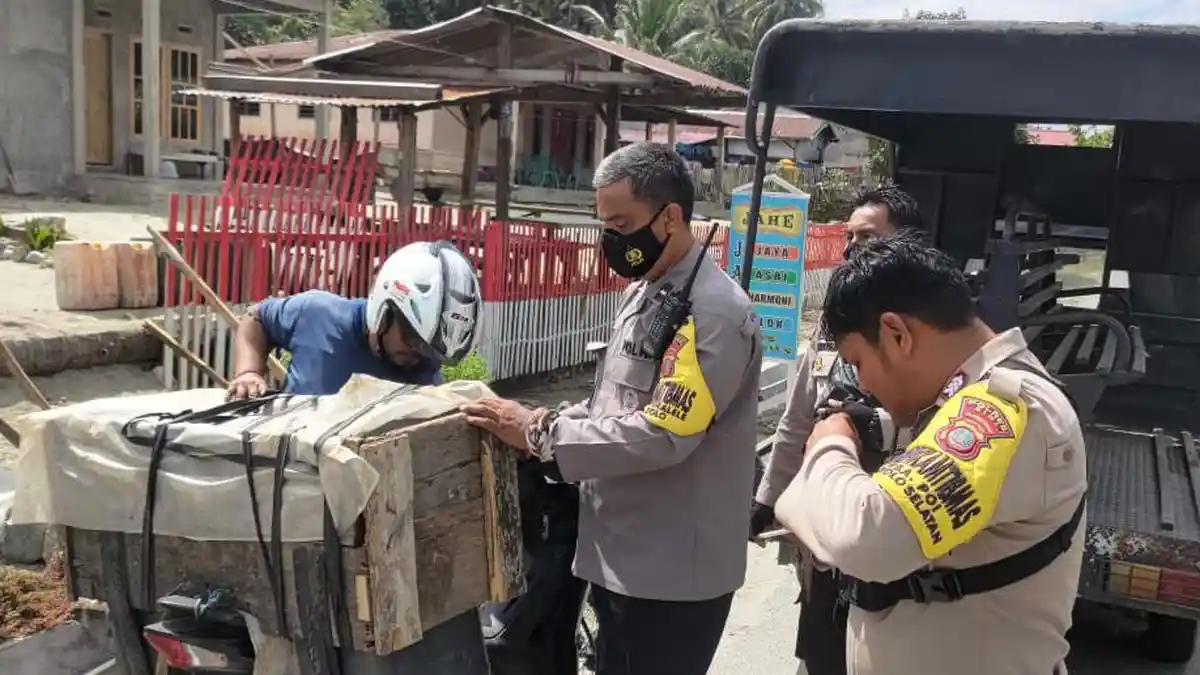 Operasi Pekat di Kabupaten Sigi, Pria di Sidondo I Kedapatan Jual Miras dan Diamankan