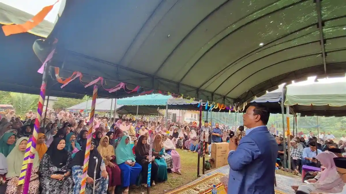 Ketua Komisi VIII DPR RI :  Masyarakat yang Belum Terima Bantuan PKH di Bireuen Segera Kasih Data