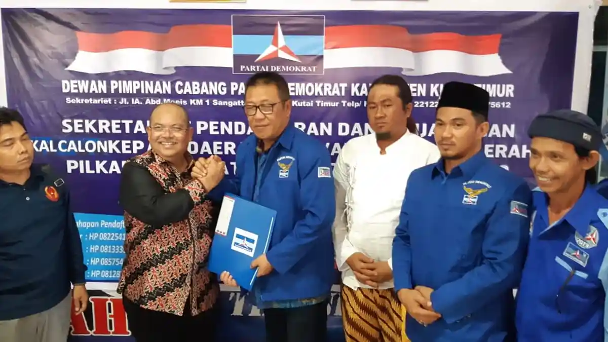 Bawa Puluhan Pendukung, Ismunandar Melamar ke Demokrat Kutai Timur