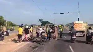 kecelakaan-sepeda-motor-di-Ring-Road-Tuban.jpg