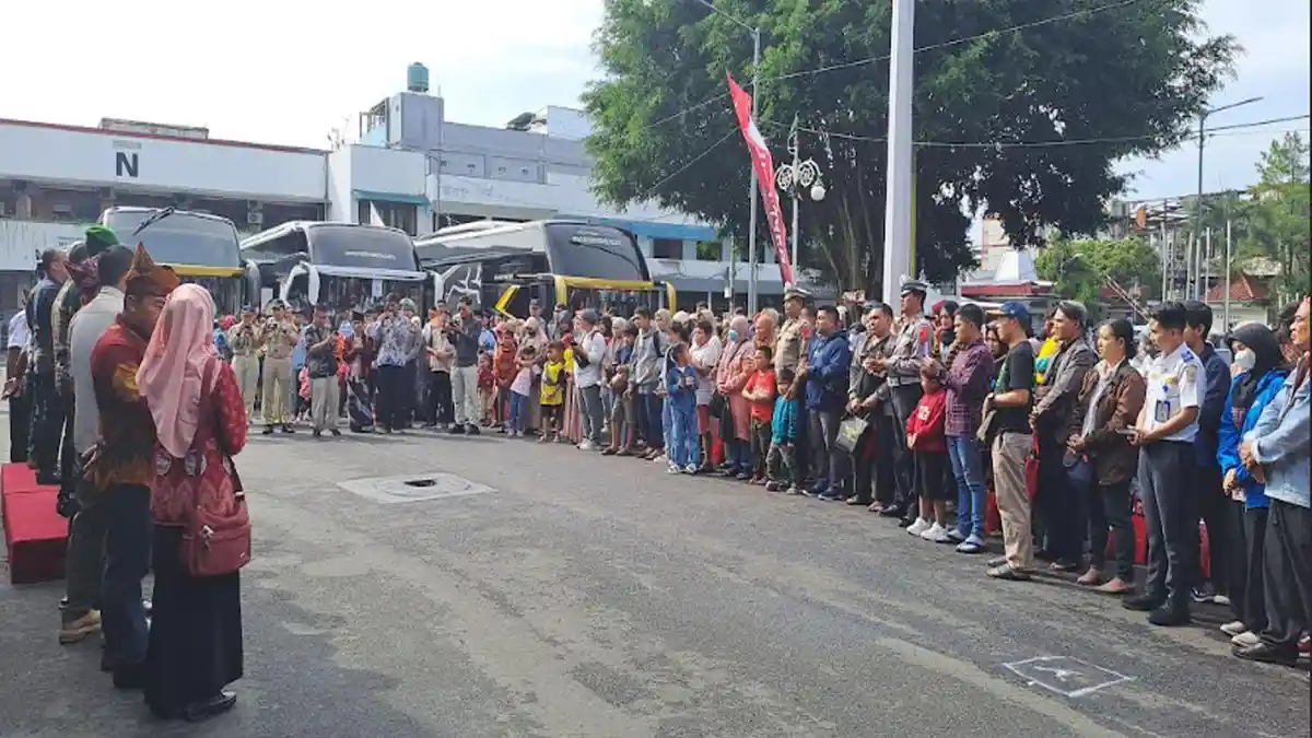 Mudik Gratis Kabupaten Malang Diberangkatkan Bupati, 365 Pemudik Diangkut 7 Bus