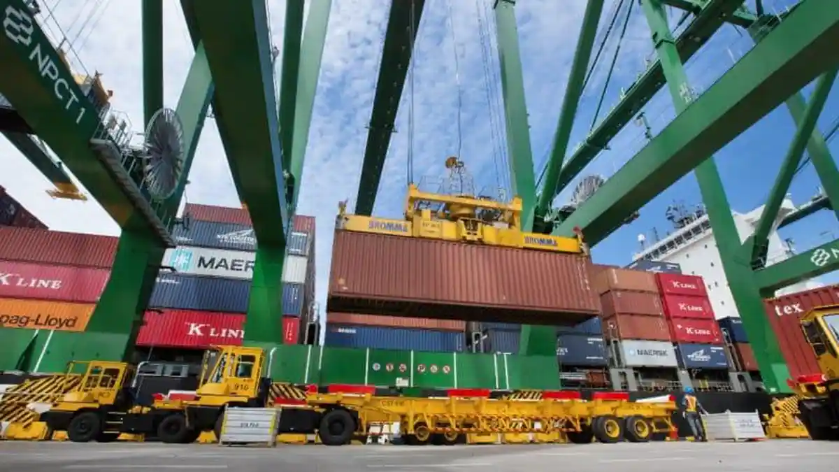 Menaker: Pekerja Bongkar Muat di Pelabuhan Harus Didaftarkan BPJS Ketenagakerjaan
