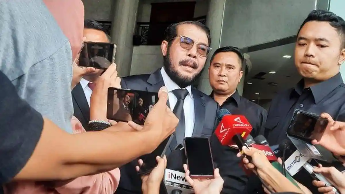 Nasib Paman Gibran, Anwar Usman Ditentukan MKMK Sore Ini