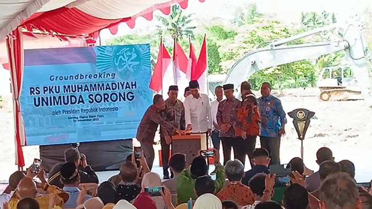 Letakkan Batu Pertama, Jokowi Sebut RS UNIMUDA Sorong Sangat Terintegrasi