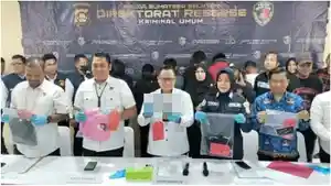 Polisi-sita-korek-api-dipakai-dalam-kasus-dua-remaja-putri-duel-pakai-celurit-di-Palembang.jpg