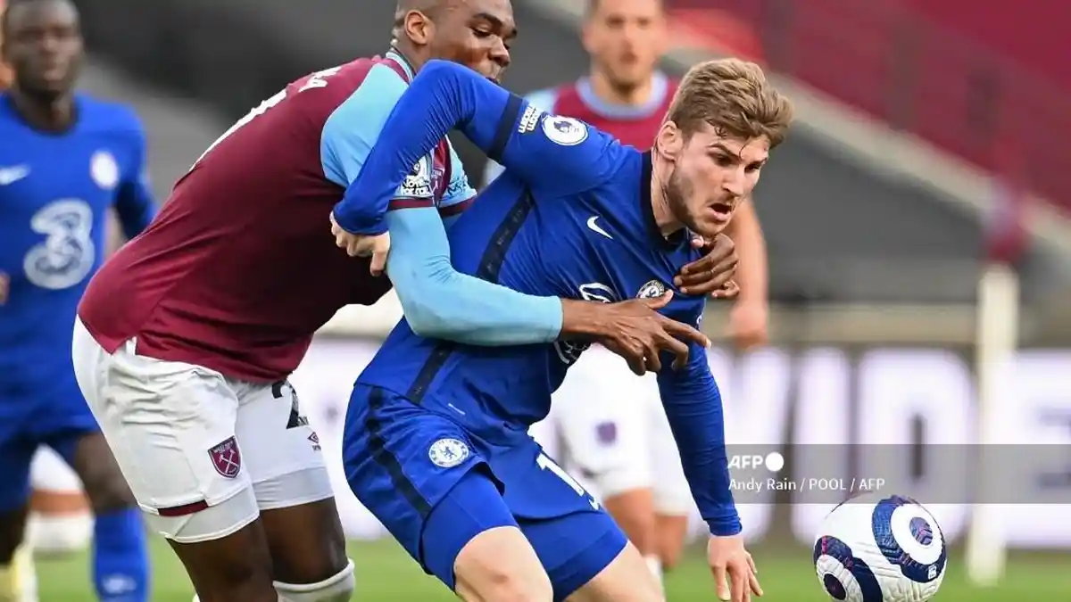 HASIL Liga Inggris Tadi Malam - Liverpool Berbagi Poin, Chelsea Permalukan West Ham