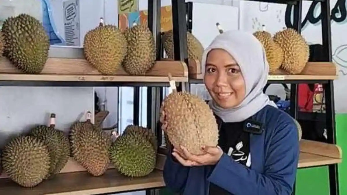 Mimpi Makan Durian: Pertanda Rezeki Manis atau Keberuntungan Tak Terduga?