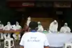 Rapit Tes Covid-19 Pedagang Pasar Genteng Surabaya