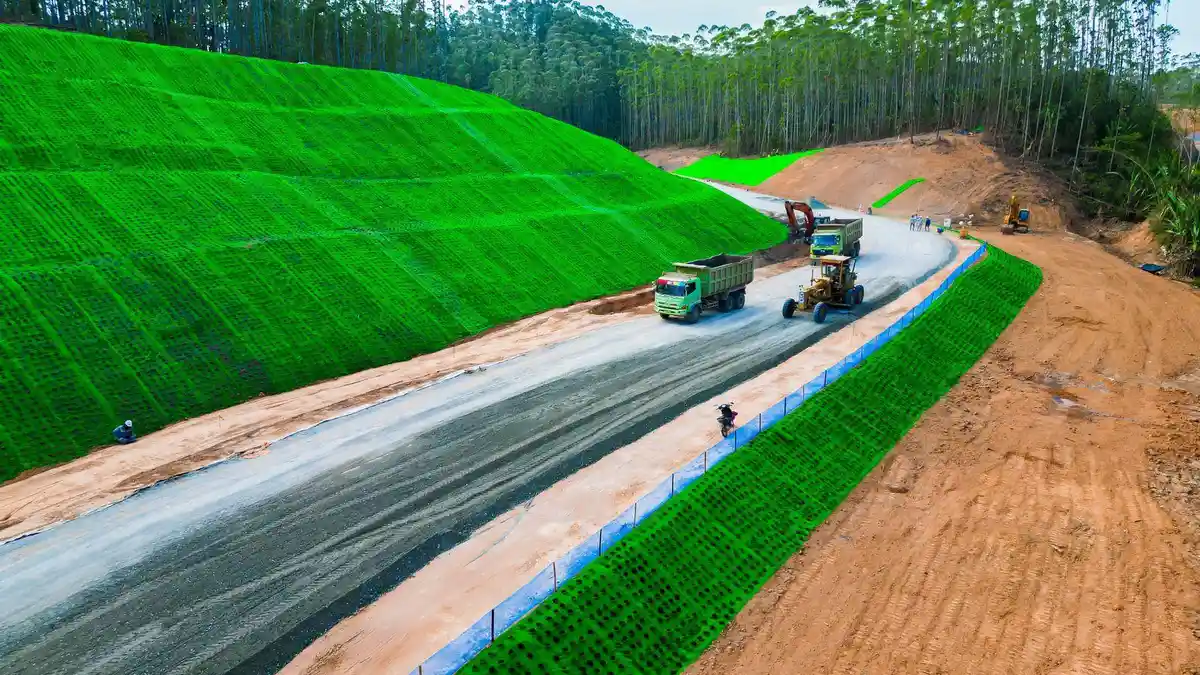IKN di 2024: Juni Tol Bisa Dilintasi, Juli Bandara Beroperasi Terbatas