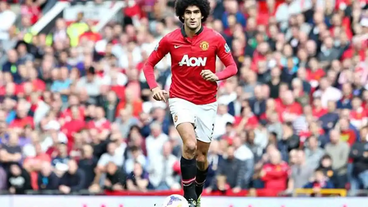 Scholes Sebut Fellaini Gelandang Setengah Triliun Man United yang Payah