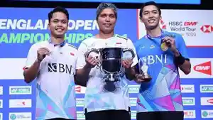 Dua-anak-didik-Coach-Irwansyah-Jonatan-Christie-dan-Anthony-Sinisuka-Ginting.jpg