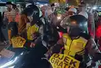 Polres-Pamekasan-berikan-tumpangan-ojek-gratis-bagi-Jemaah-haji-Pamekasan.jpg