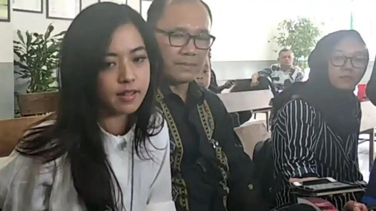 Yeslin Wang Selalu Tutupi Masalah Rumahtangganya