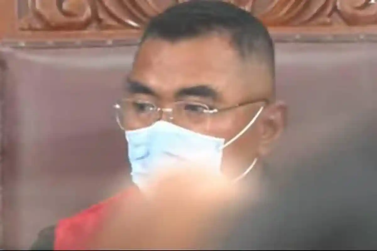 Hakim Wahyu Sentil Ricky Rizal: Saya Tahu Kamu Bohong, Cerita Kamu Tidak Masuk Akal Semua