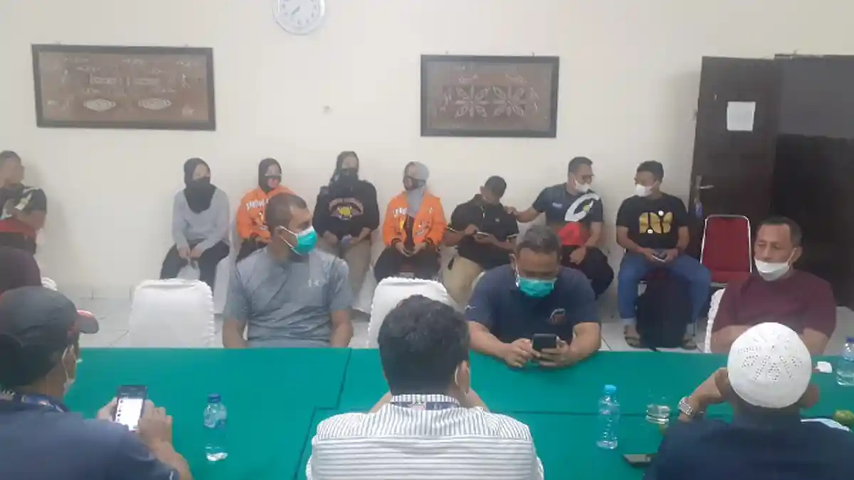 Abu Razak Beri Semangat untuk Atlet Tarung Derajat Aceh di Mimika, Berharap Beri Kekampuan Terbaik