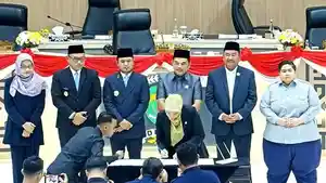 20251130_Rapat-Paripurna-ke-47-DPRD-Kaltim.jpg