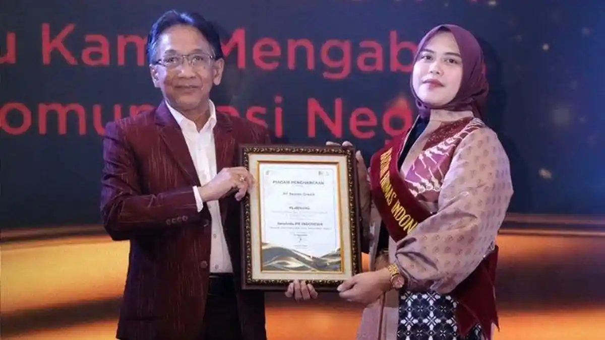 Semen Gresik Raih Penghargaan Bidang Komunikasi & Top 50 Kartini Terbaik Ajang Sewindu PR Indonesia