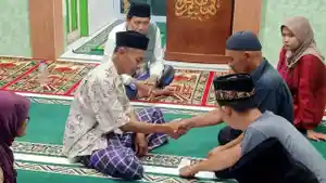 Bayar-zakat-Kemenag-Lingga.jpg
