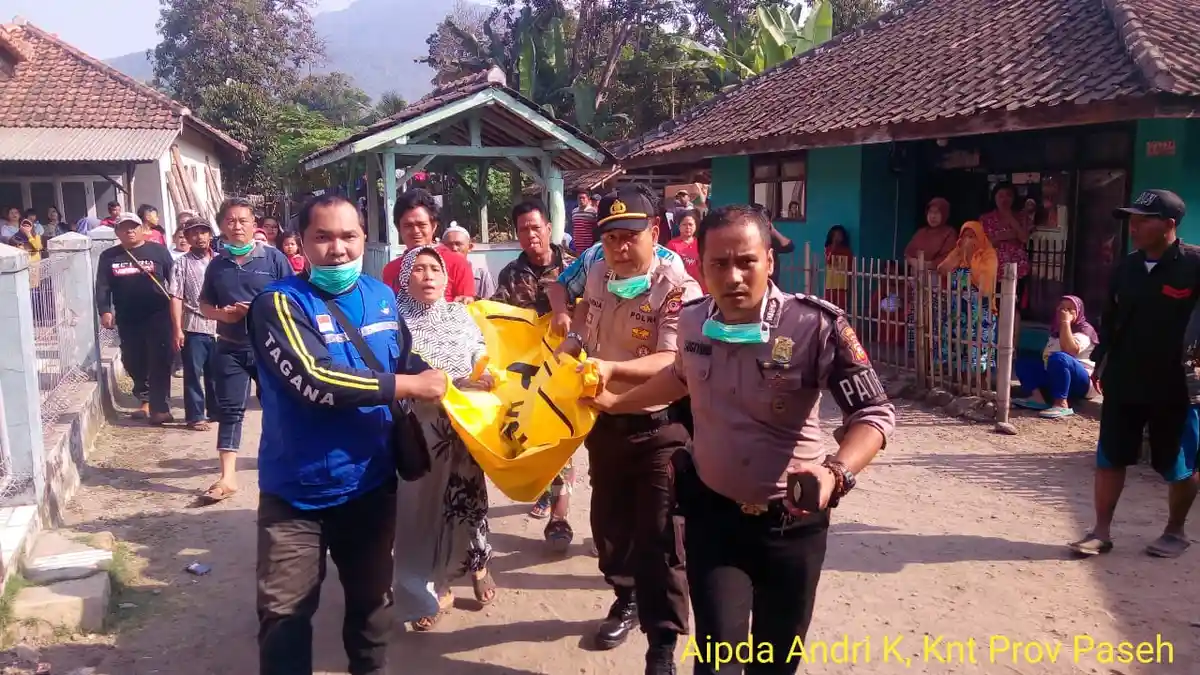 Bocah Tewas di Sumur Saat Kejar Layangan, Keluarga Tolak Otopsi