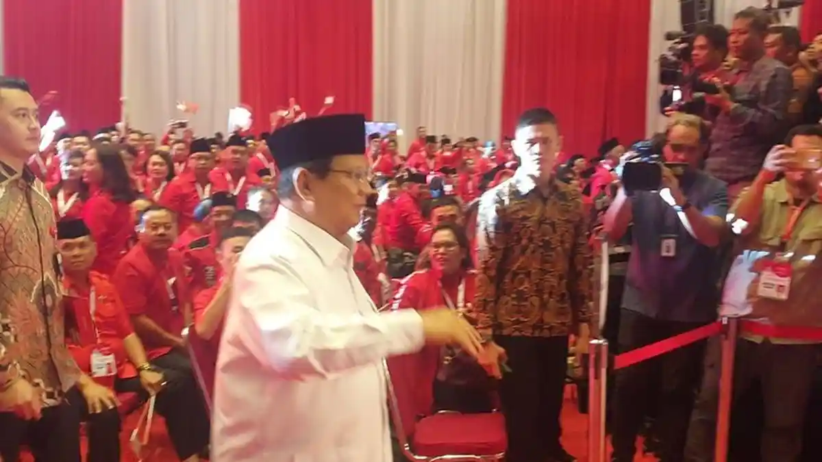 Begini Cara Megawati Menyapa Prabowo Saat Hadir di Rakernas PDIP