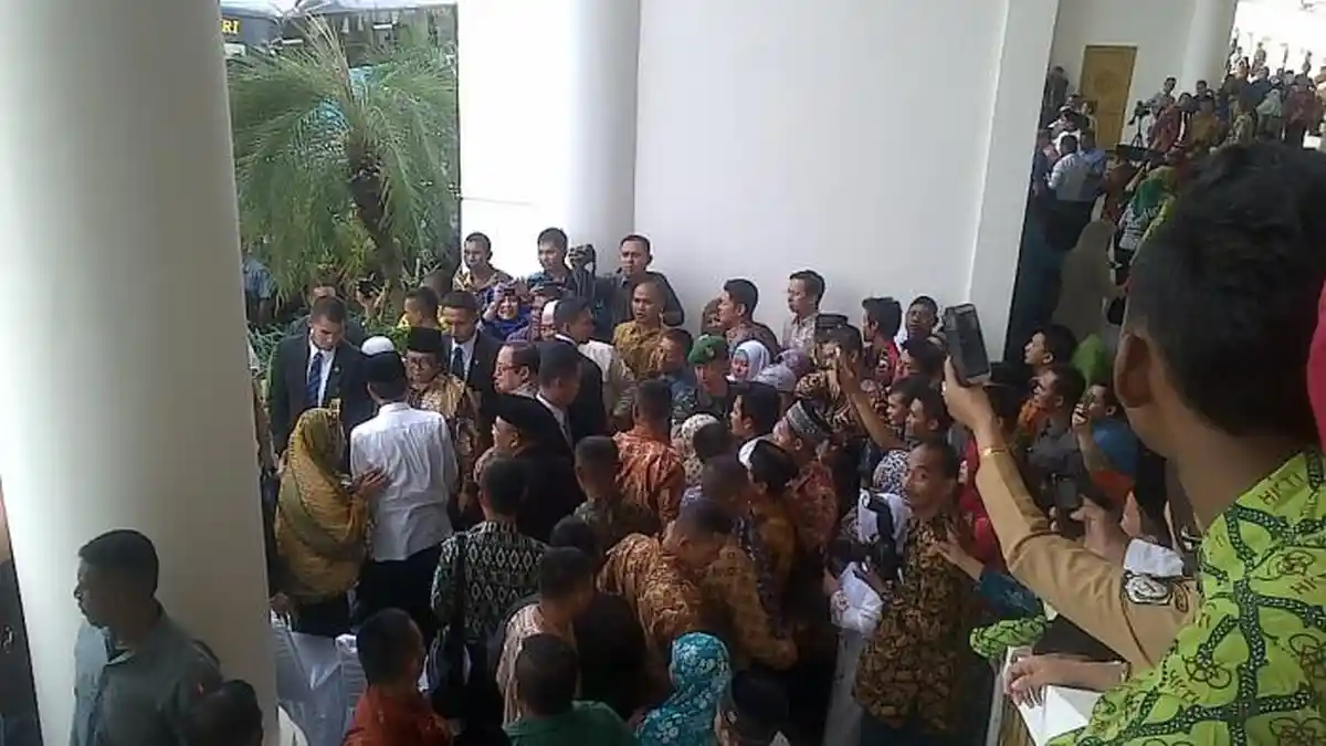Cuaca Buruk Presiden Jokowi Batal Berkunjung ke Sambas