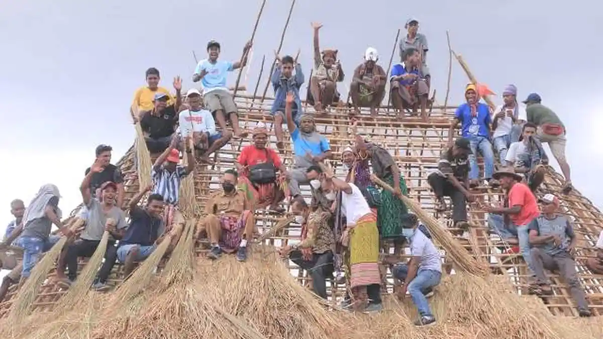 Wabup Belu Alo Haleserens Pesan Masyarakat Lesterikan Budaya 
