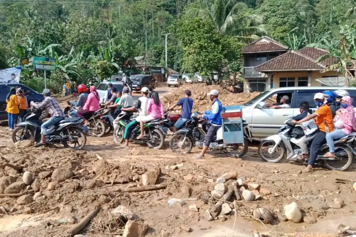 Ikut Berduka, Bupati Tanggamus: Tahun Ini Sudah 3 Kali Banjir di Semaka