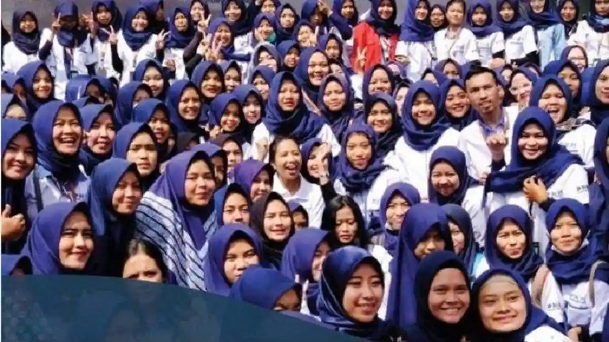 Lowongan Kerja BUMN PT PNM Cari Karyawan SMA SMK Sederajat, Gaji di Atas UMK, Cek Link Daftar Online