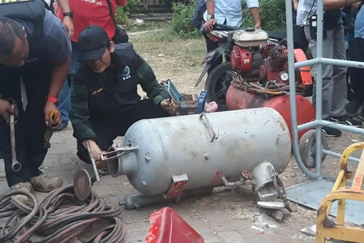 4 dari 6 Kurir 240 Ganja Bermodus Mesin Kompresor Saling Kenal Sejak Lama