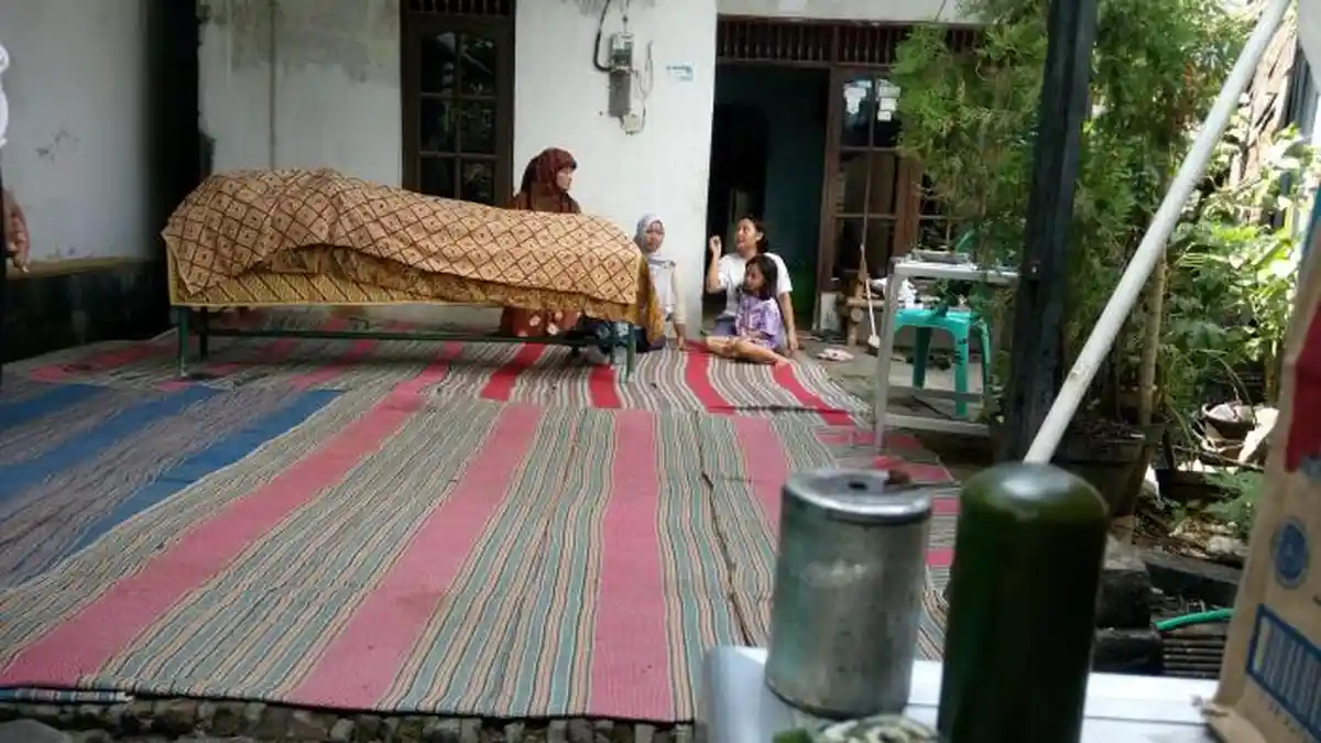 Nekat Bongkar Bangunan Dekat Rumah Jenazah, Wali Kota Semarang Tegur PT KAI