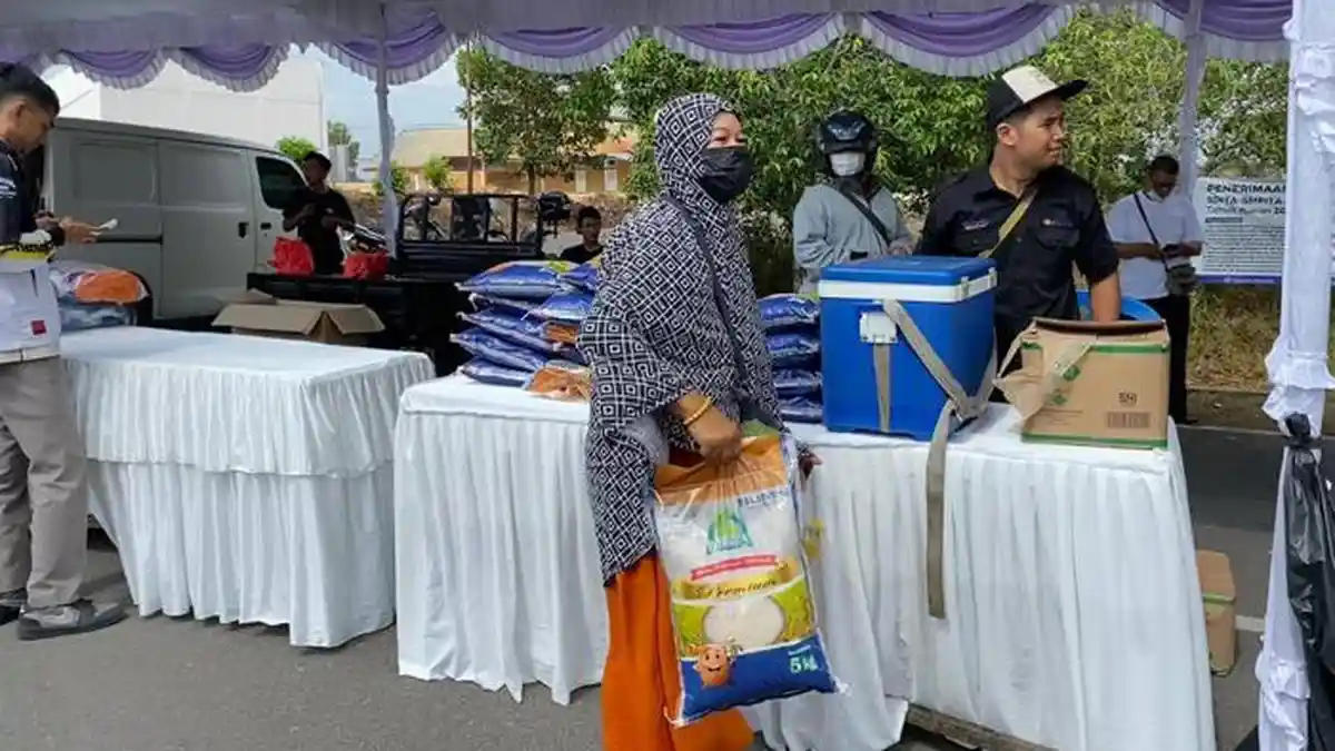 Operasi Pasar di Pangkalpinang, 1,5 Ton Beras Bulog Medium Ludes dalam Satu Jam Diburu Warga