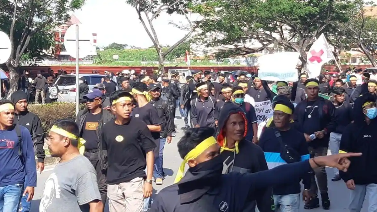 Demo Warga Rempang, Massa Masih Bertahan Depan Kantor BP Batam