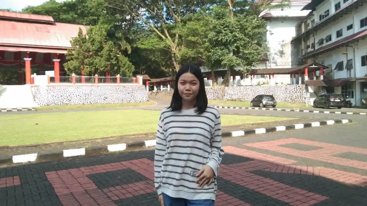Sempat Down Saat Latihan Paskibraka, Ini Sosok Karen Wendry yang Sukses Kibarkan Bendera pada 2021