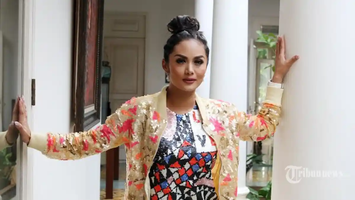 Krisdayanti Mengaku Tak Tahu Menahu soal Rencana Pernikahan Aurel dengan Atta: Anaknya Belum Bilang