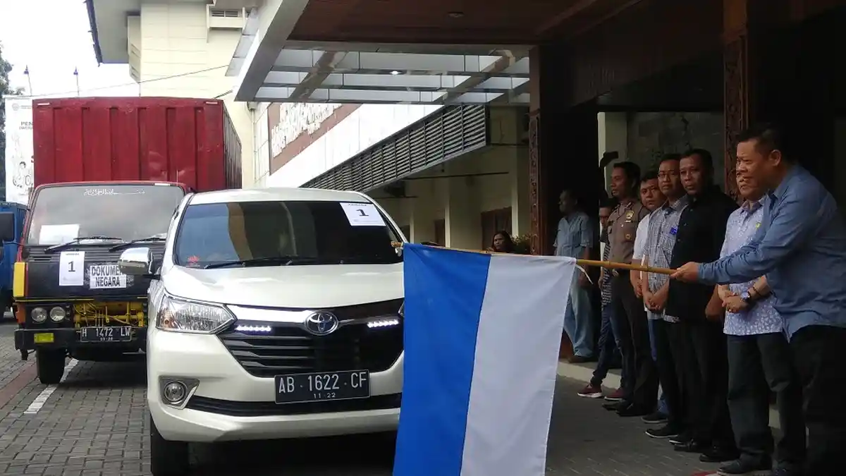 Disdikpora DIY Lepas 8 Armada Pengangkut Naskah Soal USBN Tingkat SD/MI