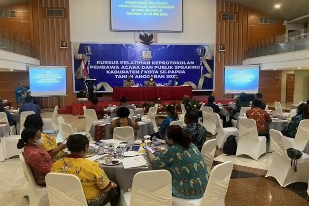 Pemprov Papua Gelar Pelatihan Keprotokolan Pembawa Acara dan Publik Speaking Bagi ASN