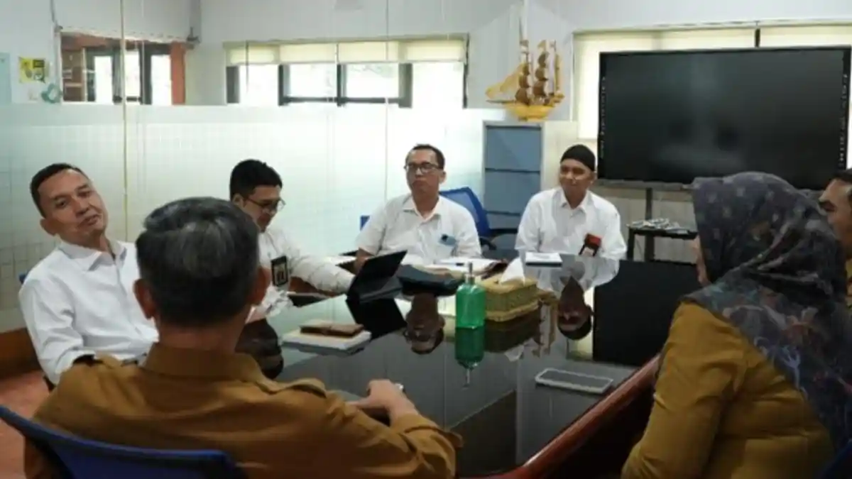 Politeknik STIA LAN Bandung dan DPMD Jawa Barat Perkuat Kolaborasi Pengabdian kepada Masyarakat