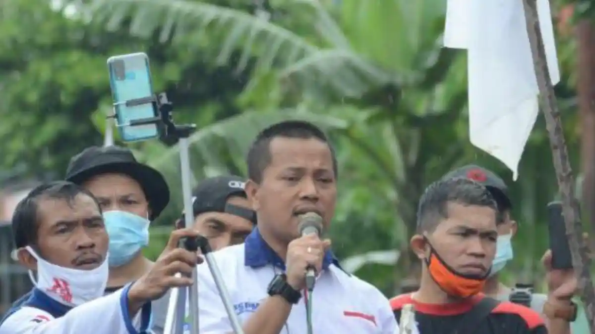 Buruh Tolak UMK 2022, Serikat Pekerja Bakal Gelar Aksi, Upah Minimum Tak Naik