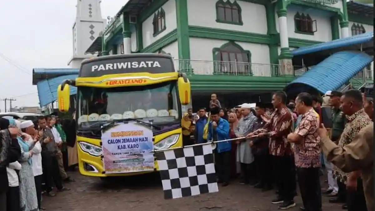 Forkopimda Karo Lepas Keberangkatan 14 Calon Jemaah Haji Menuju Asrama Haji